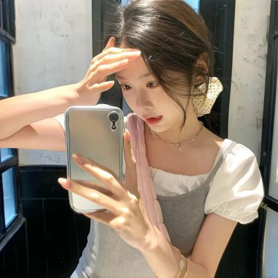 请问芳名
